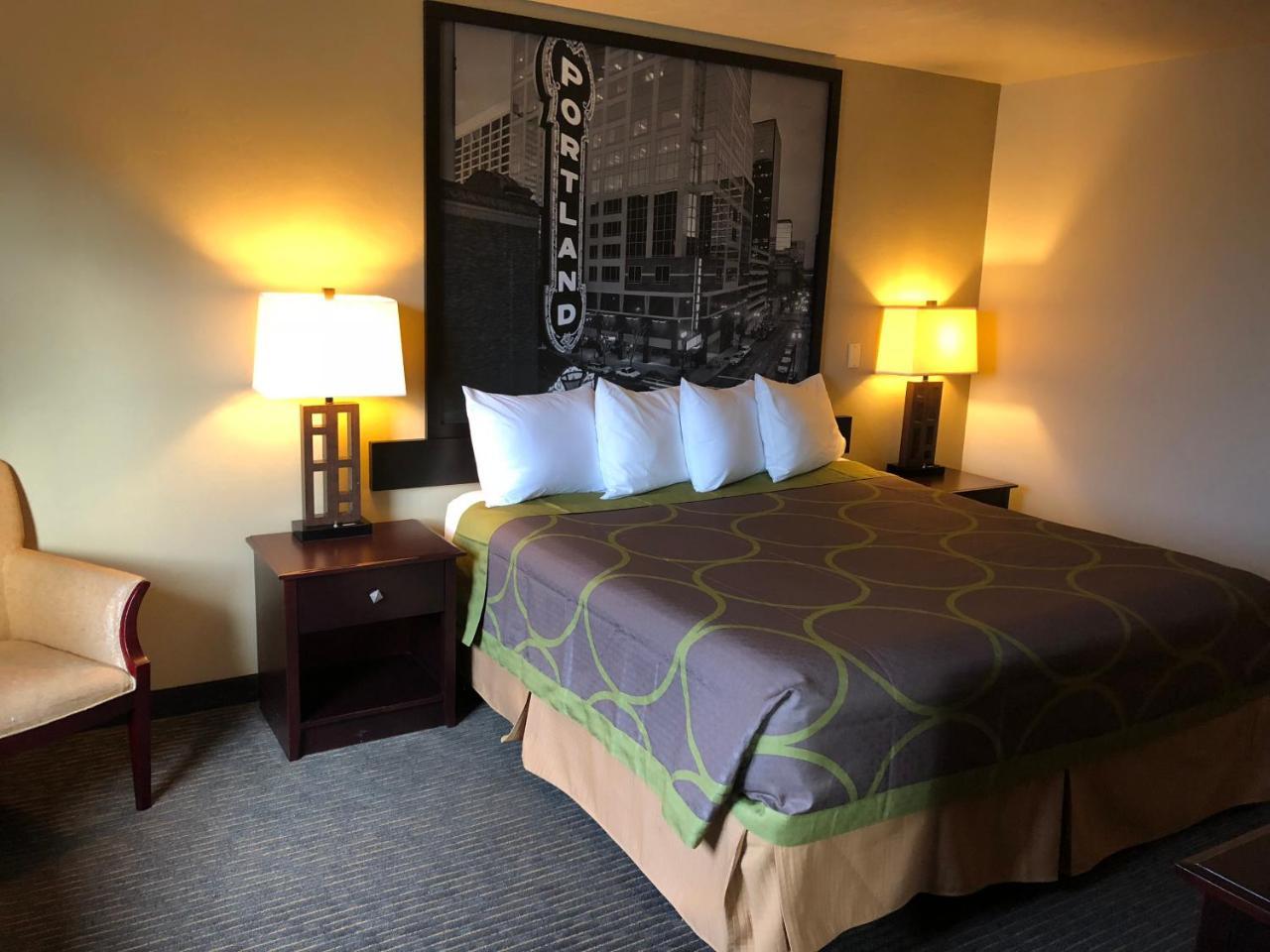 Super 8 By Wyndham 2*